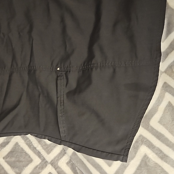 Scrubstar | Ultimate Gray Scrub Top - Medium - Picture 3 of 4